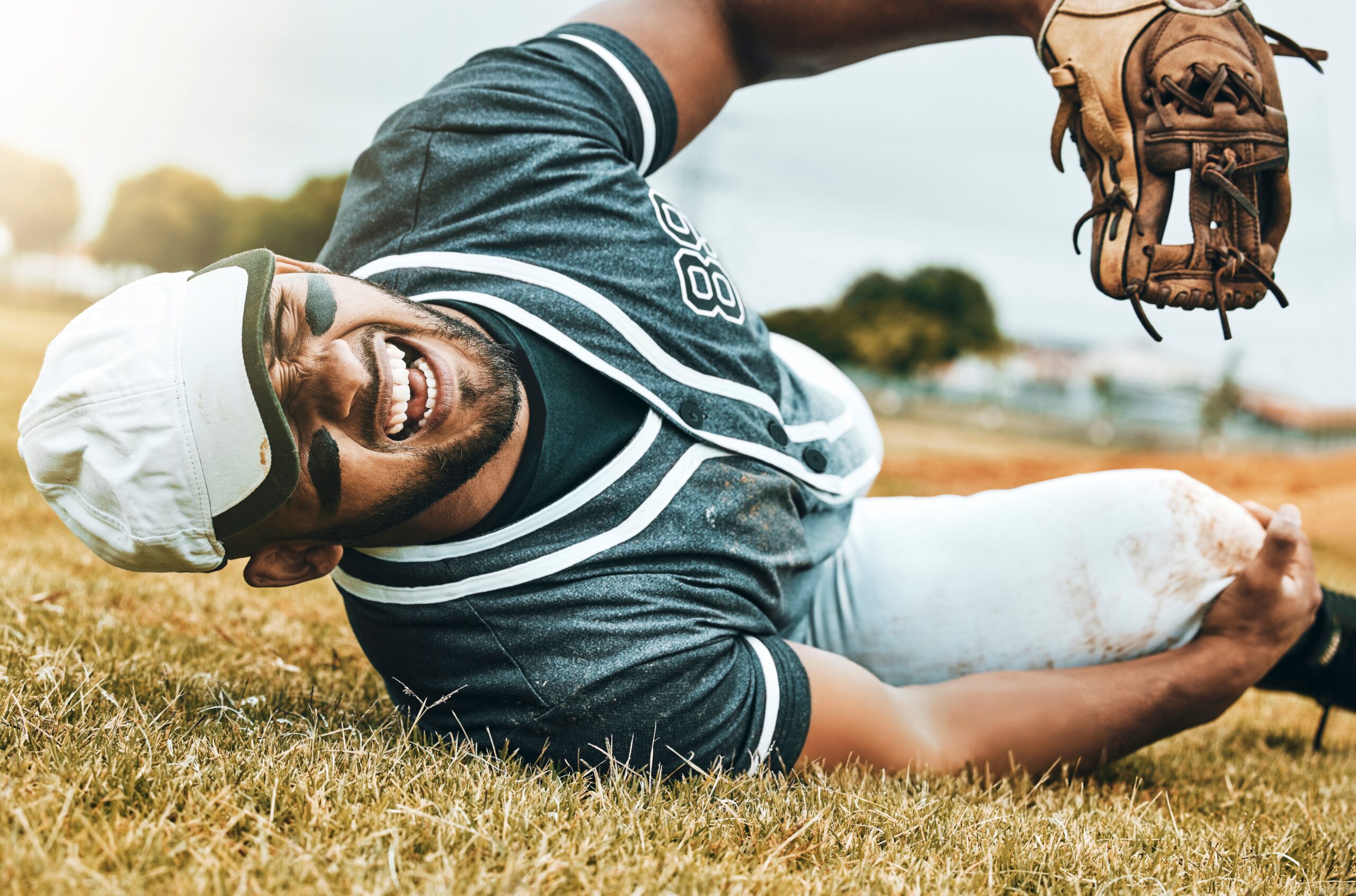 Baseball,Player,,Sports,Injury,And,Knee,Pain,With,Athlete,Man